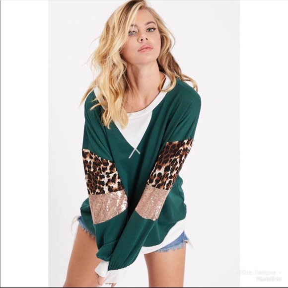 French Terry Contrast Sequin Sleeve Pull-Over - Picture 5 of 6